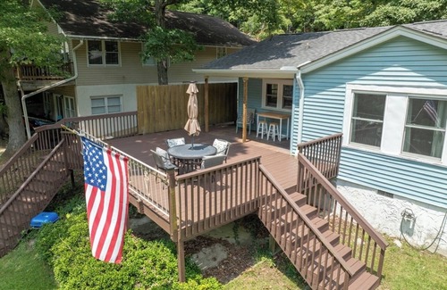 Normandy Shores House | Keoweenie Lake Side Cottage
