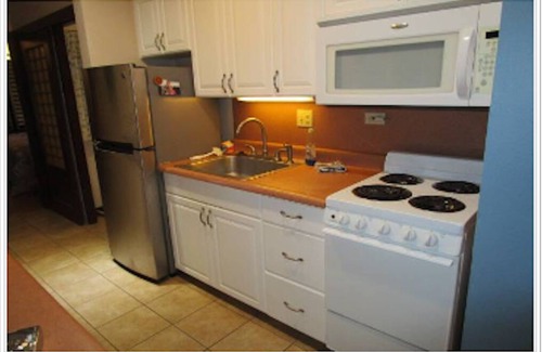 Maunaloa Condo | Kepuhi Beach, Molokai, Oceanfront Gem! What a view! Steps to the beach!
