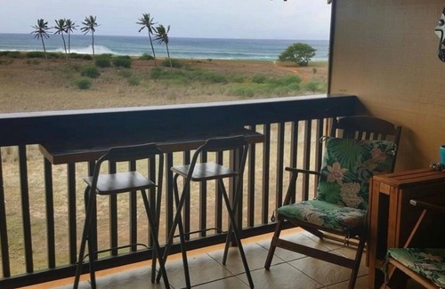 Maunaloa Condo | Kepuhi Beachfront Lofted Studio w/pool & BBQ. Remote and Private. Hawaii's best.