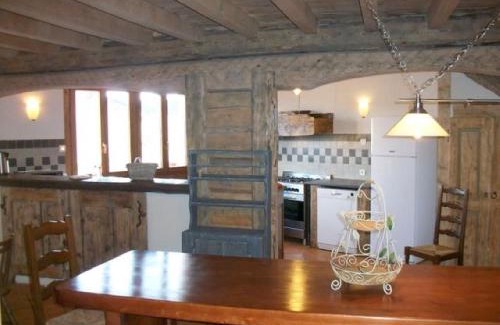 Saint-Pierre-dels-Forcats Ski Chalet | Ker Peric