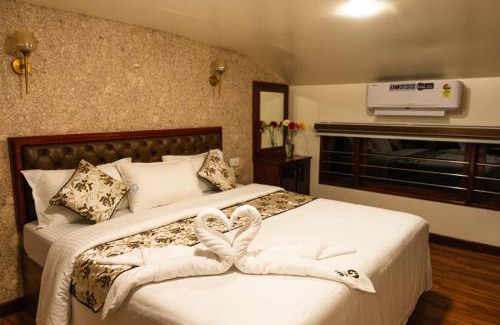 Alappuzha Boat Rental | Kerala Boathouse