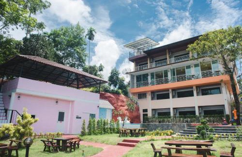 Chanthaburi Bed & Breakfast | Keree Lakeview