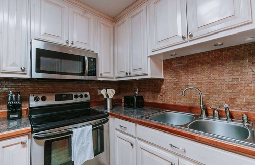 Ocean Springs House | Keri Cove - close to beach & downtown Ocean Springs! Includes golf cart!
