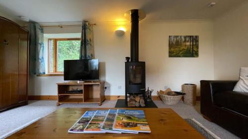 East Lewiston Apartment | Kerrowdown Cottage-Self Catering for 4 in the Highlands
