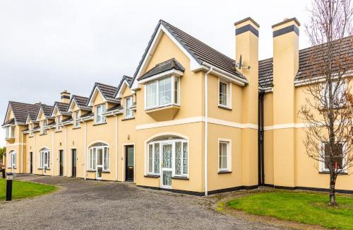 Killarney House | Kerry Holiday Homes at the Killarney Holiday Village