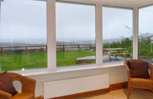 Caherdaniel Cottage | KERRY WAY COTTAGE, family friendly in Castlecove, County Kerry