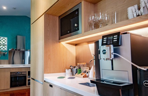 Chinatown Hotel | KéSa House by The Unlimited Collection managed by The Ascott Limited