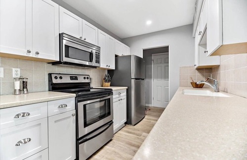 Harbour Town Condo | Ketch Court 891 | Pet Friendly, Just Steps to Harbour Town!
