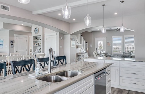 Key Allegro House | Key Allegro - Private Pool & Hot Tub - Elevator - Outdoor Kitchen - Icemaker