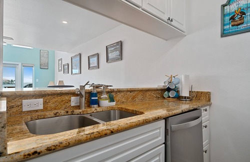 Key Allegro House | Key Allegro W/Bay View, Pier & Boat Slip! Community Pool!