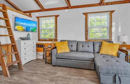 Key Colony Beach Hotel | Key Colony Aqua Lodges