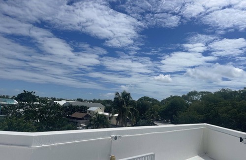 Cross Key Waterways House | Key largo home
