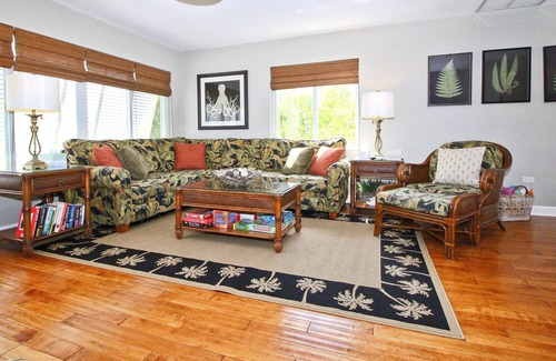 Marathon House | Key Lime Kottage- Waterfront Home on Gulf of Mexico w/ Private Pool, Dock & More