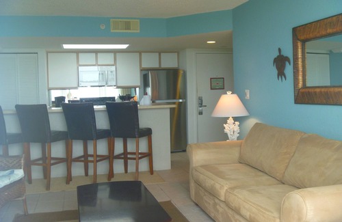 Key West Condo | Key West Condo close to the Ocean. 1 mile to Smathers & 3 miles to Duval St. n