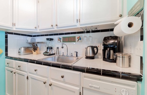 Grandview Heights House | Key West Cottage w/Beautiful Pool Oasis!