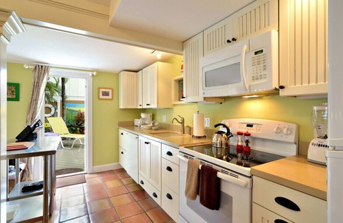 Downtown House | Key West Wabi Sabi - Authentic Downtown Cottage w Pool - Steps Off Duval