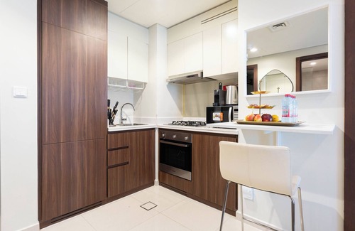 Downtown Dubai Apartment | KeyRock - Chic 2BR Escape with Pool