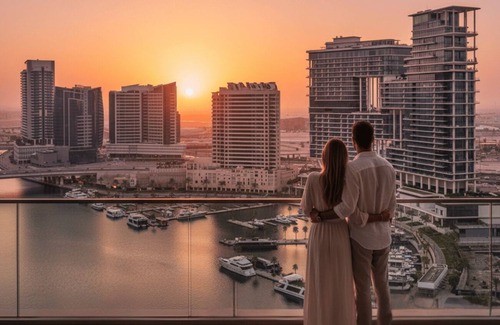 Downtown Dubai Apartment | KeyRock - Chic 2BR Escape with Pool