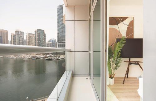 Dubai Marina Apartment | KeyRock - Marina - Top Location with Amazing View