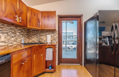Sexton Cove Estates House | Keys Paradise 3/3 Waterfront, Jacuzzi, Kayaks+More