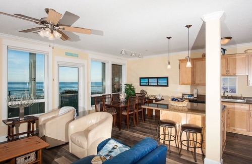 Lincoln City Condo | Keystone Vacation Rentals - Tidal Treasure Condo