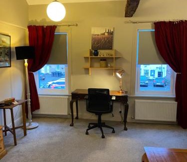 Dalston Apartment | Kezbah 1, 22 the square centre of Dalston village