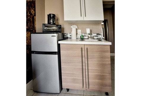 Wynwood Art District Condo | ✨KFW Cozy, compact studio Wynwood 23