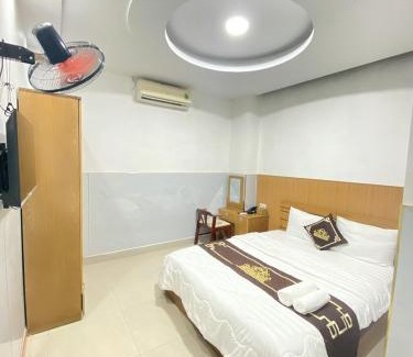 Tan Phu District Hotel | KHÁCH SẠN PHÚ HƯNG