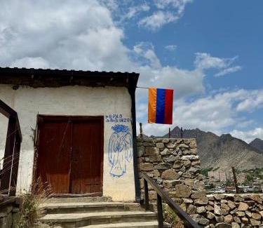 Meghri House | Khachats Toun Heritage