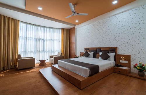 Morbi Hotel | Khajoora Resort by ShriGo Hotels