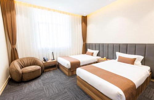 Tsetserleg Hotel | Khangain Tugul Hotel