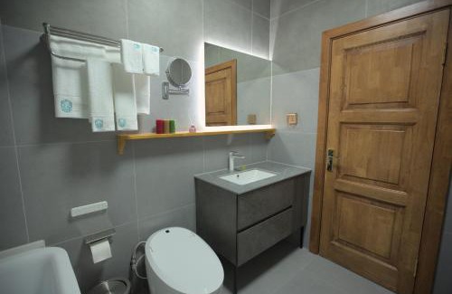Tsetserleg Hotel | Khangain Tugul Hotel
