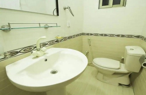 Miandam Hotel | Khans Royal Cottage Bahrain Swat
