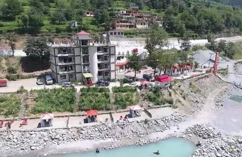 Miandam Hotel | Khans Royal Cottage Bahrain Swat