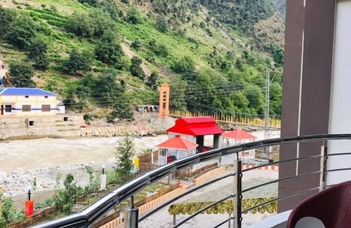 Miandam Hotel | Khans Royal Cottage Bahrain Swat