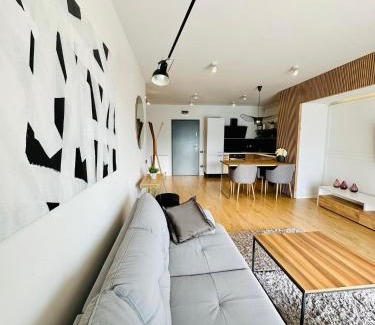 Old Town Apartment | Kharisma Apartment-Free Parking-Ultracentral