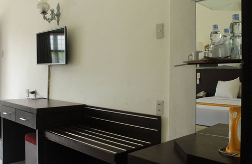 Parapat Hotel | Khas Parapat