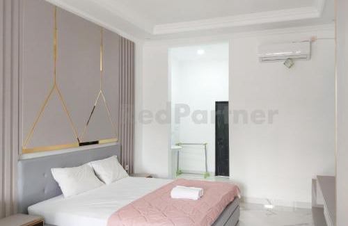 Tasikmalaya Hotel | Khayrizsan Premium Mitra RedDoorz
