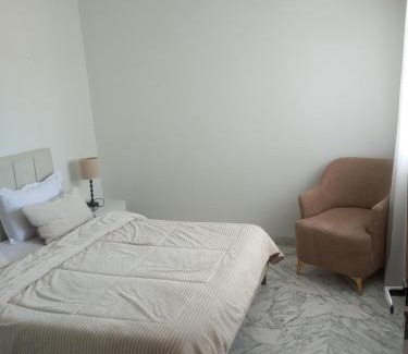 Hamma Apartment | Khayzourane