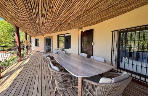Bela-Bela Villa | Khenjadji at Fish Eagle Bay
