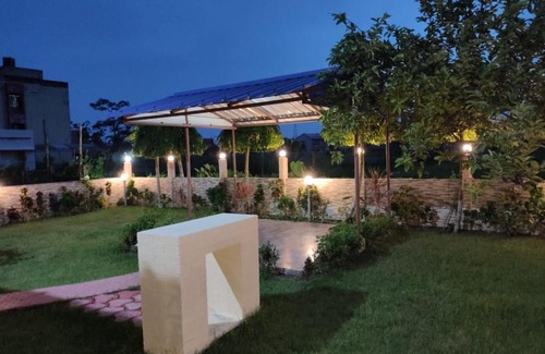 Raichak Villa | Khoai