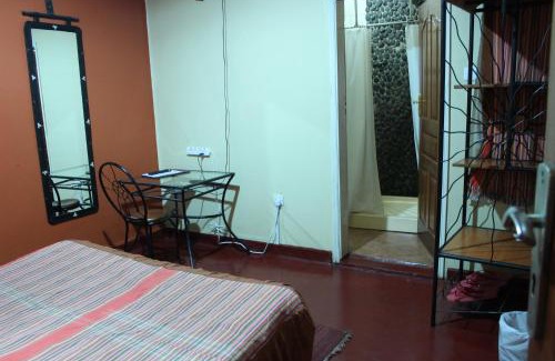 Ngara Bed & Breakfast | Khweza Bed and Breakfast