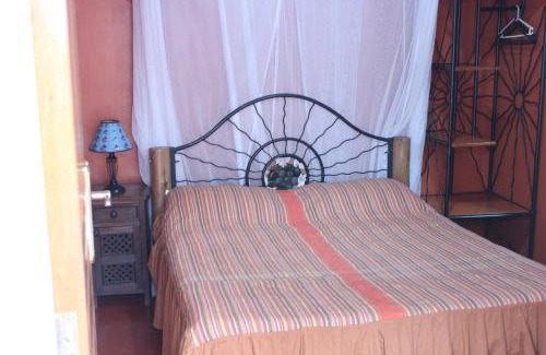 Ngara Bed & Breakfast | Khweza Bed and Breakfast