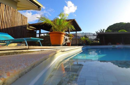 Taravao Hostel | KIA ORA Lodge