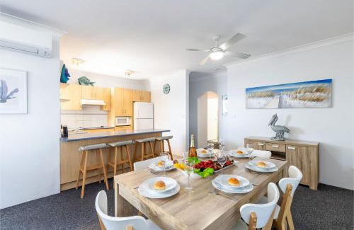 Nelson Bay Apartment | Kiah 12, 53 Victoria Pde - Panoramic water views, Wifi and Air Con