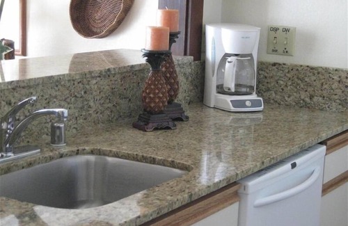 Poipu Condo | Kiahuna Plantation With View of Ocean