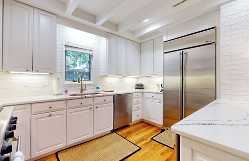 West Beach Cottage | Kiawah Exclusives | 1063 Sparrow Pond Cottage