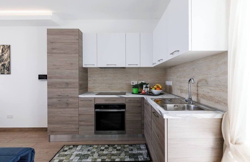 St. Paul's Bay Apartment | Kick back and relax in this calm, stylish space