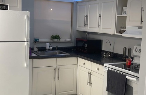 Sunrise Apartment | Kick back and relax in this calm, stylish space apartment with 1 bed 1 bath.n