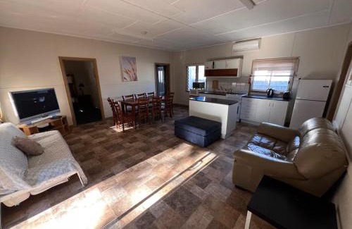 Lakes Entrance Resort | Kickback Cottages